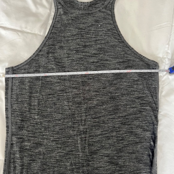 Lululemon Trapeze Twist Tank Heathered Black - Picture 9 of 10